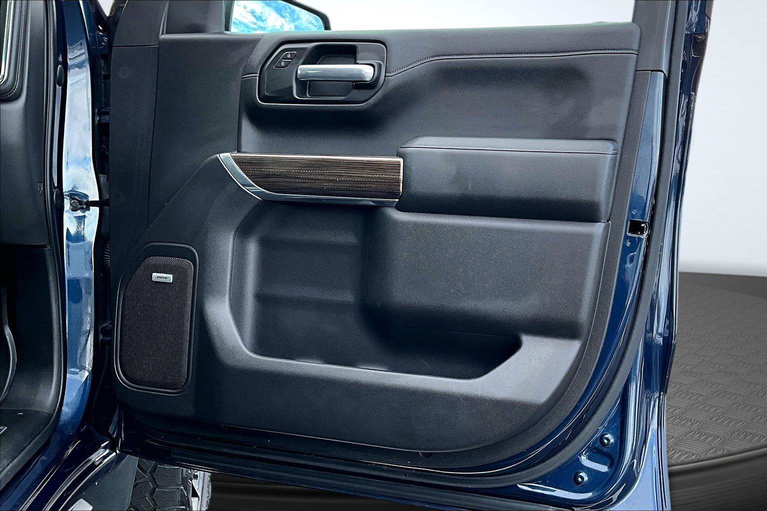 Used 2020 Chevrolet Silverado 1500 LT Trail Boss image 26