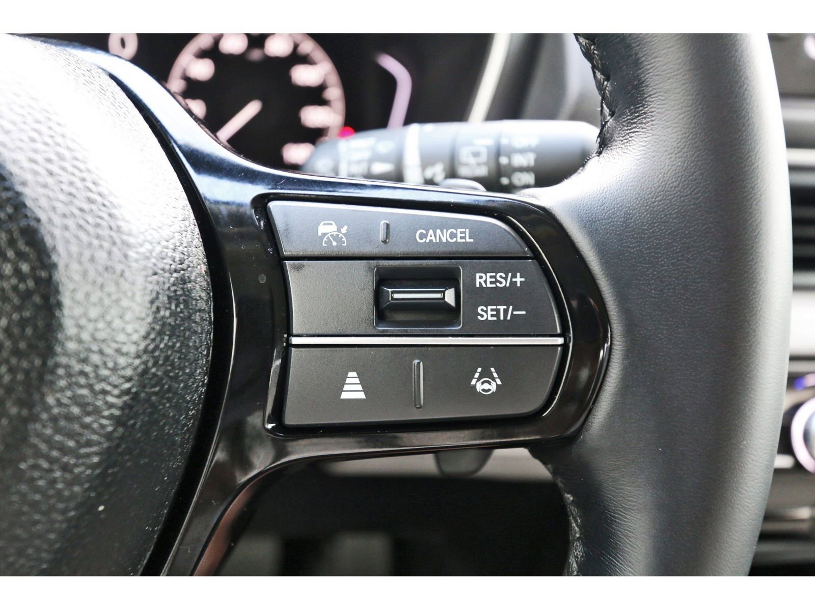 Used 2025 Honda Pilot EX-L image 19
