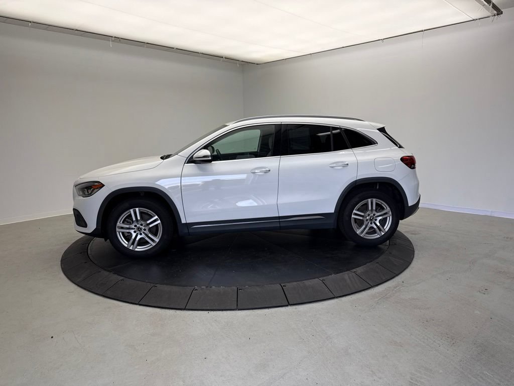 Used 2023 Mercedes-Benz GLA 250 4MATIC image 2