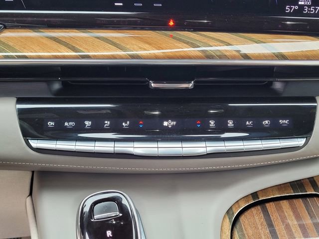 Certified 2021 Cadillac Escalade Sport Platinum w/ LPO, ONYX Package image 21