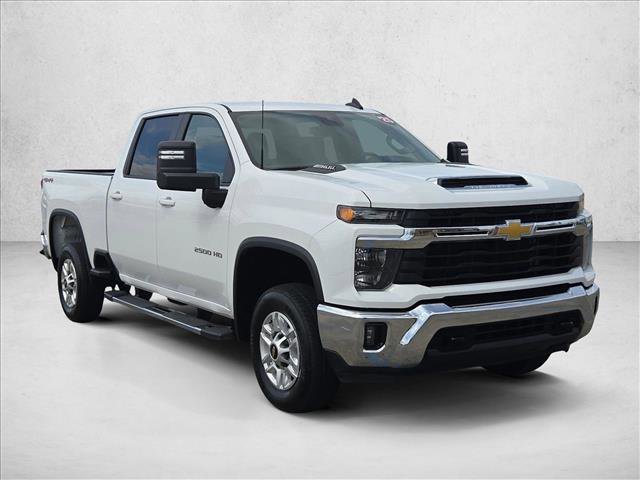 Used 2025 Chevrolet Silverado 2500 LT w/ Convenience Package image 3