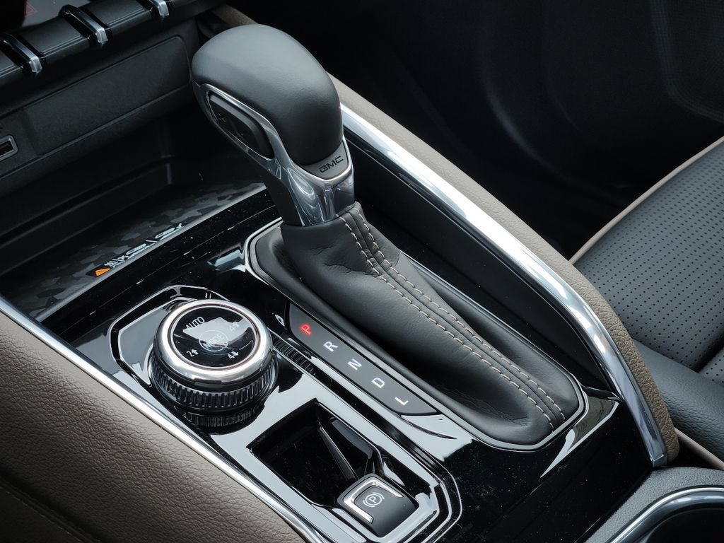 New 2026 GMC Canyon Denali AWD/4WD image 31