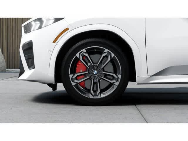 New 2026 BMW X2 xDrive28i AWD/4WD image 7