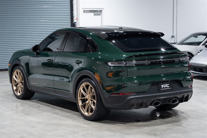 Used 2024 Porsche Cayenne Turbo GT AWD/4WD image 74