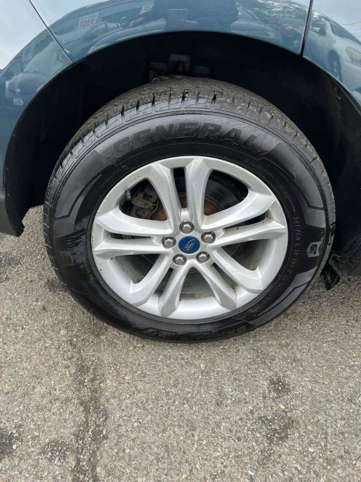 Used 2019 Ford Edge SEL w/ Equipment Group 201A AWD/4WD image 27