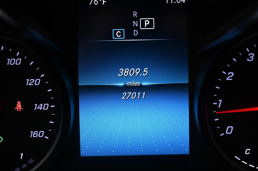 Used 2020 Mercedes-Benz GLC 300 image 11