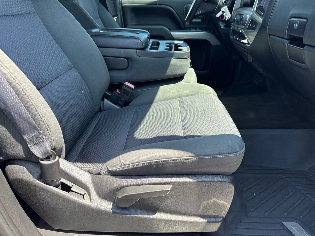 Used 2017 Chevrolet Silverado 1500 LT w/ All Star Edition AWD/4WD image 13