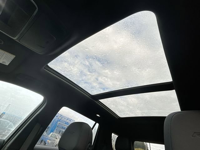 New 2025 Chevrolet Equinox RS image 19