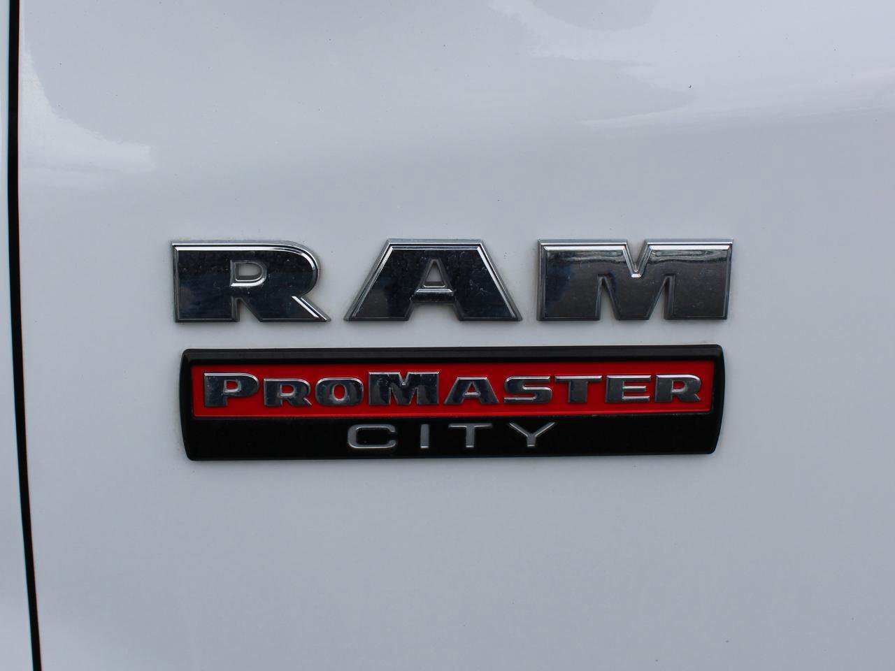 Used 2022 RAM ProMaster City Tradesman FWD image 32