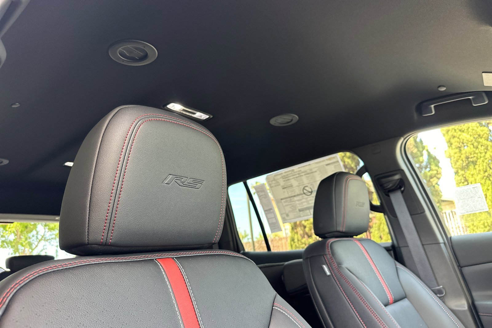New 2025 Chevrolet Traverse RS w/ LPO, Floor Liner Package image 16
