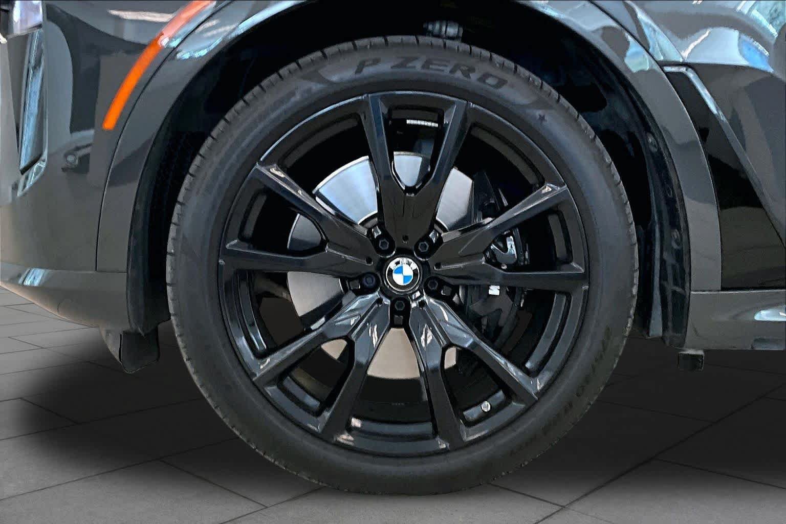 Used 2026 BMW X7 M60i AWD/4WD image 10