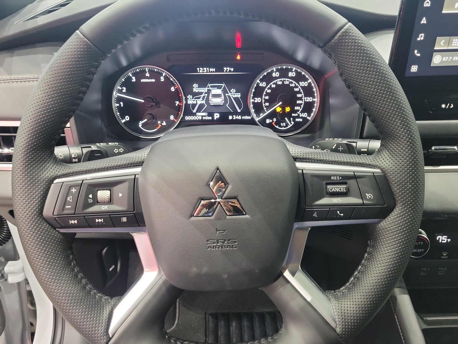New 2026 Mitsubishi Outlander LE FWD image 24