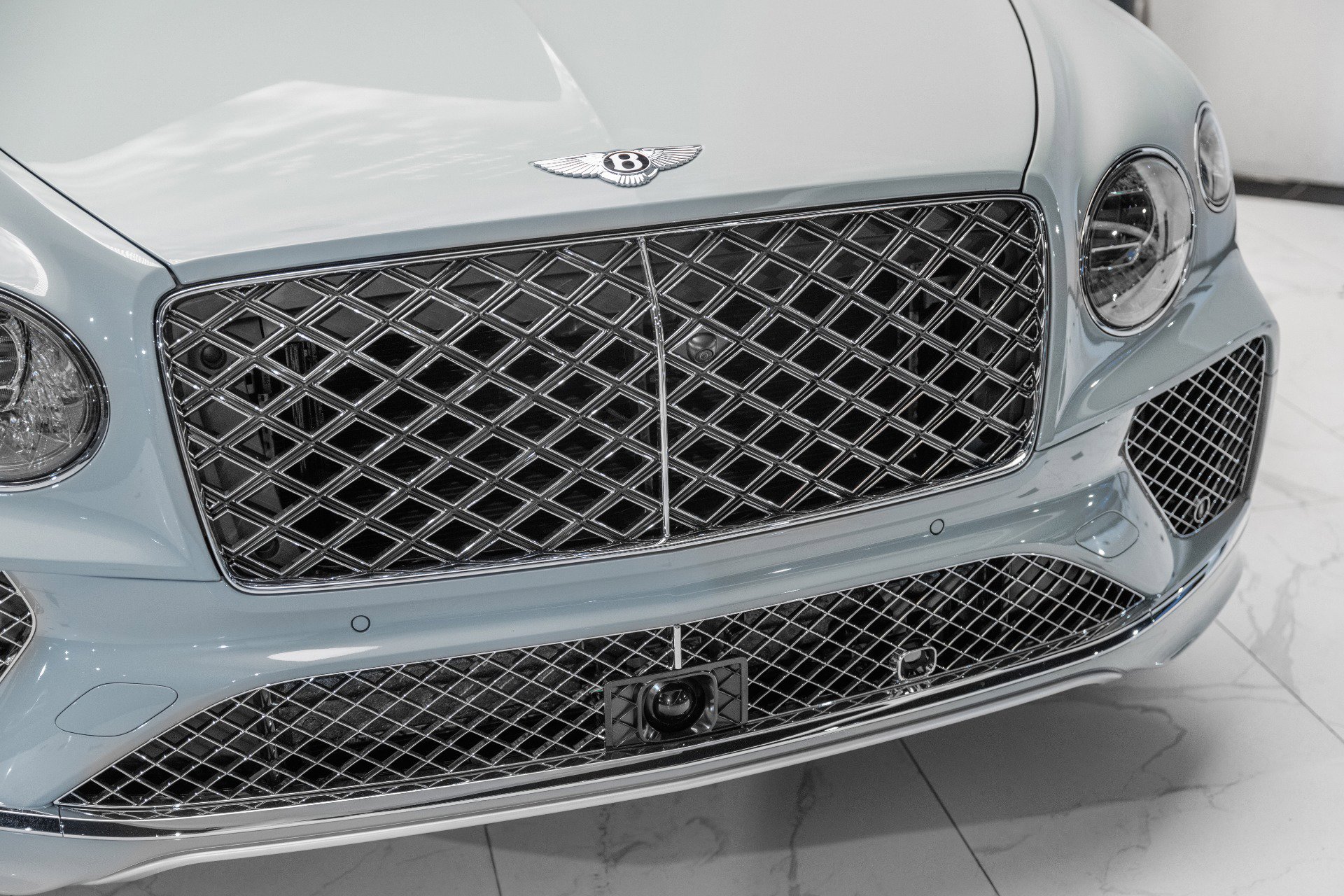 New 2025 Bentley Bentayga Extended Wheelbase image 13