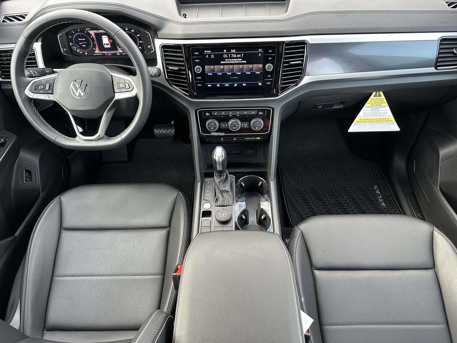 Used 2023 Volkswagen Atlas Cross Sport SEL image 10