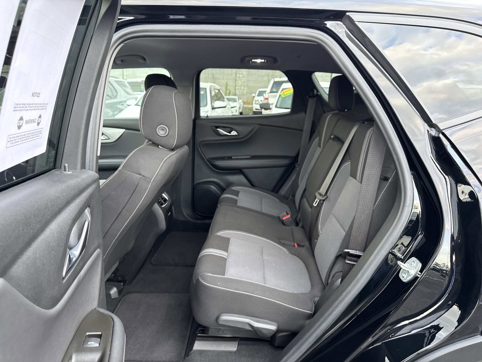 Used 2025 Chevrolet Blazer LT image 22