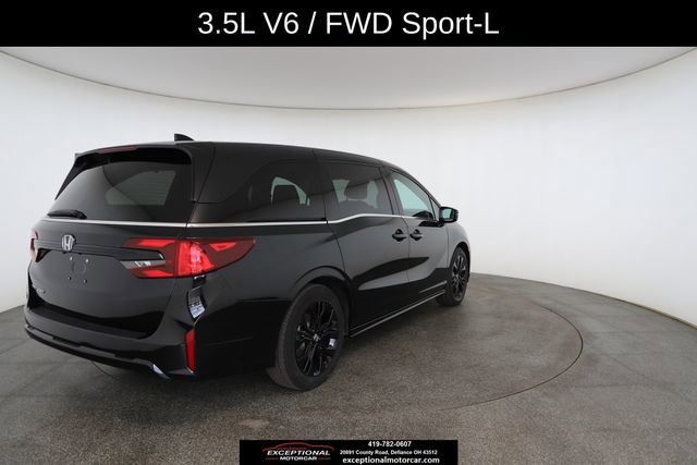 Used 2025 Honda Odyssey Sport-L image 18