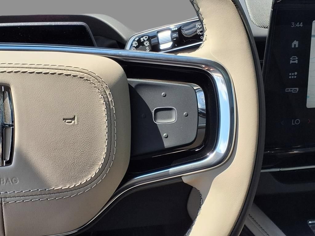 New 2025 Lincoln Nautilus Reserve w/ Jet Appearance Package AWD/4WD image 21