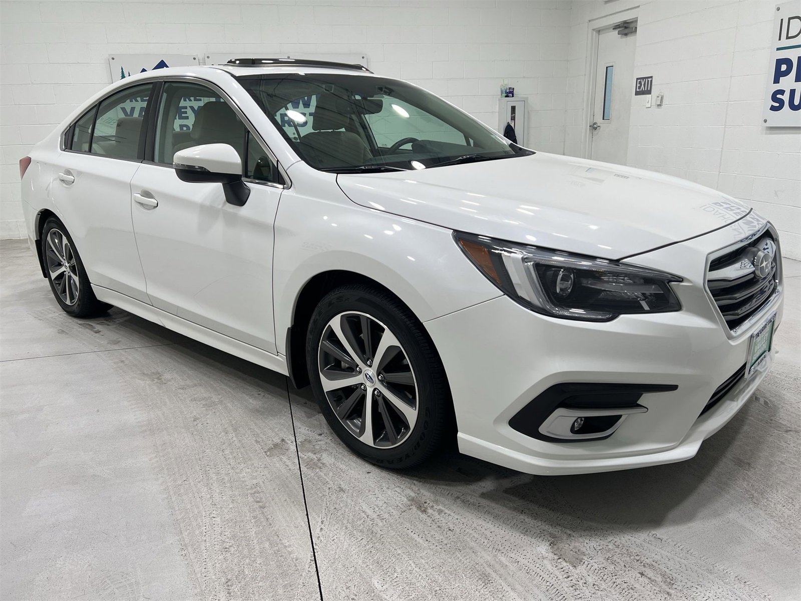 Used 2018 Subaru Legacy 3.6R Limited video 2