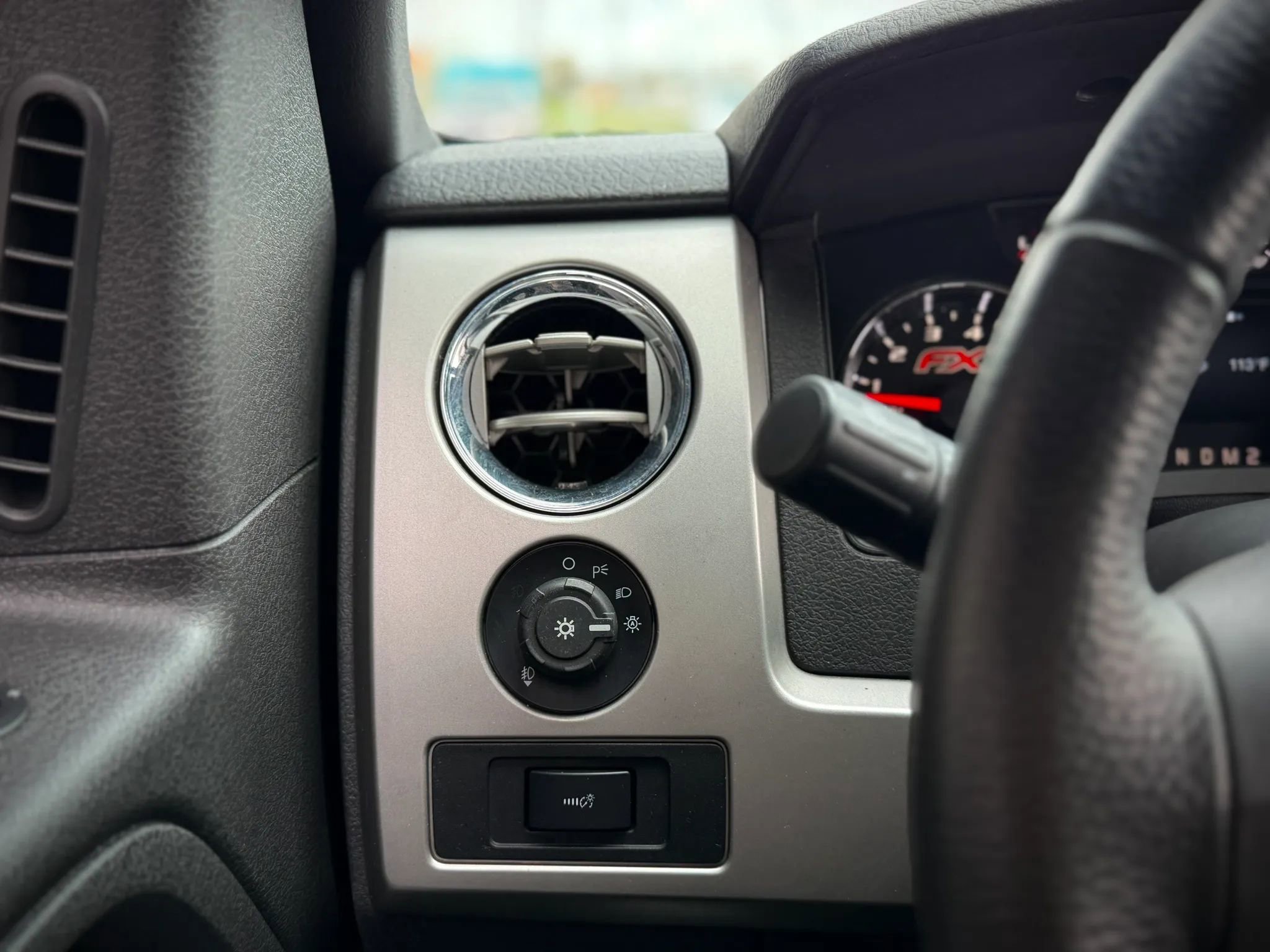 Used 2013 Ford F150 FX2 w/ Luxury Equipment Group image 8