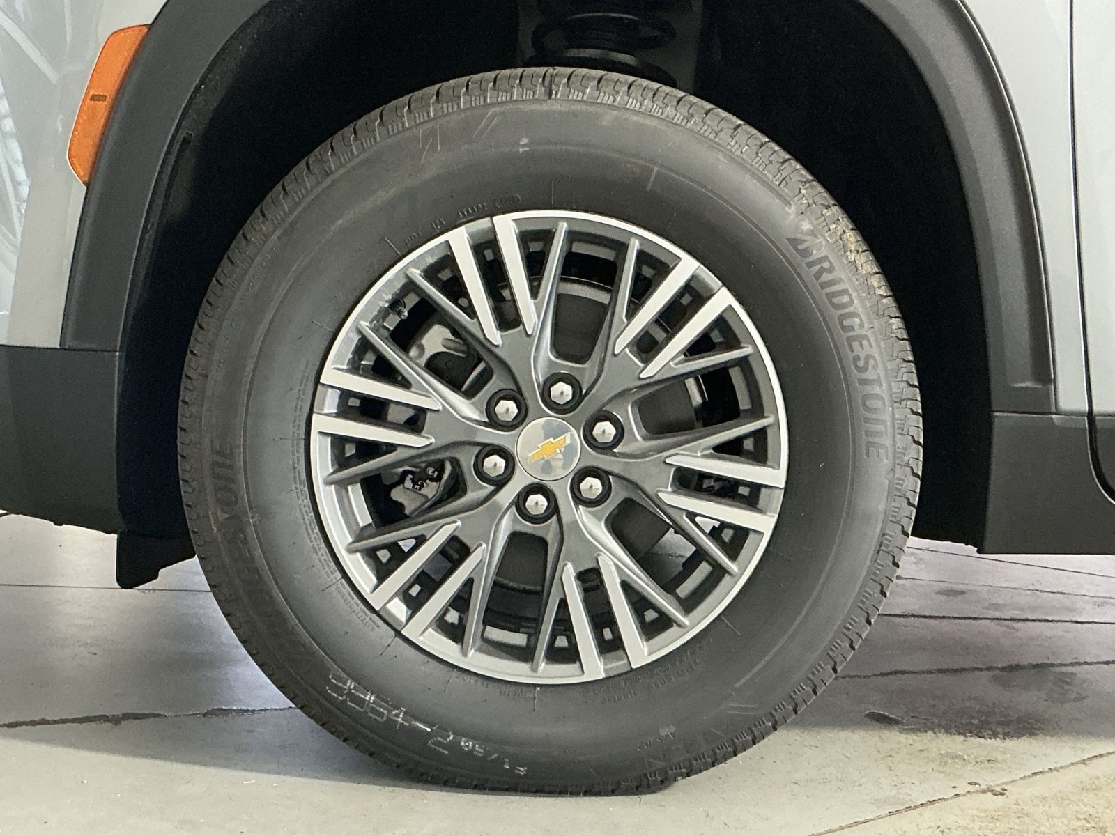 New 2026 Chevrolet Traverse LT w/ Driver Confidence Package FWD image 13