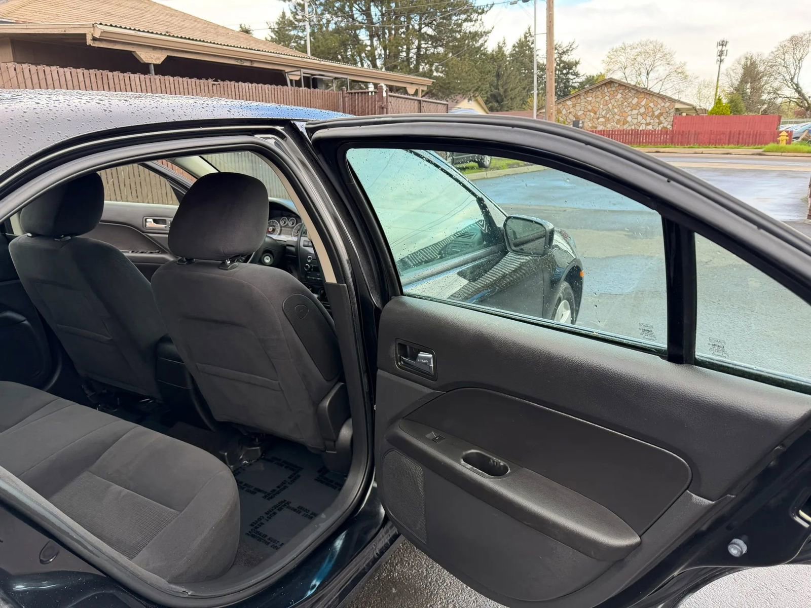 Used 2009 Ford Fusion SE FWD image 12