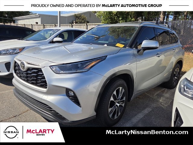 Used 2021 Toyota Highlander XLE