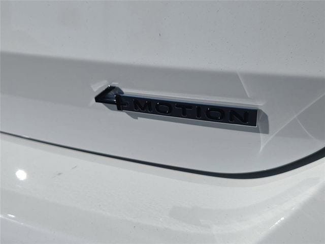 New 2026 Volkswagen Taos SE AWD/4WD image 5