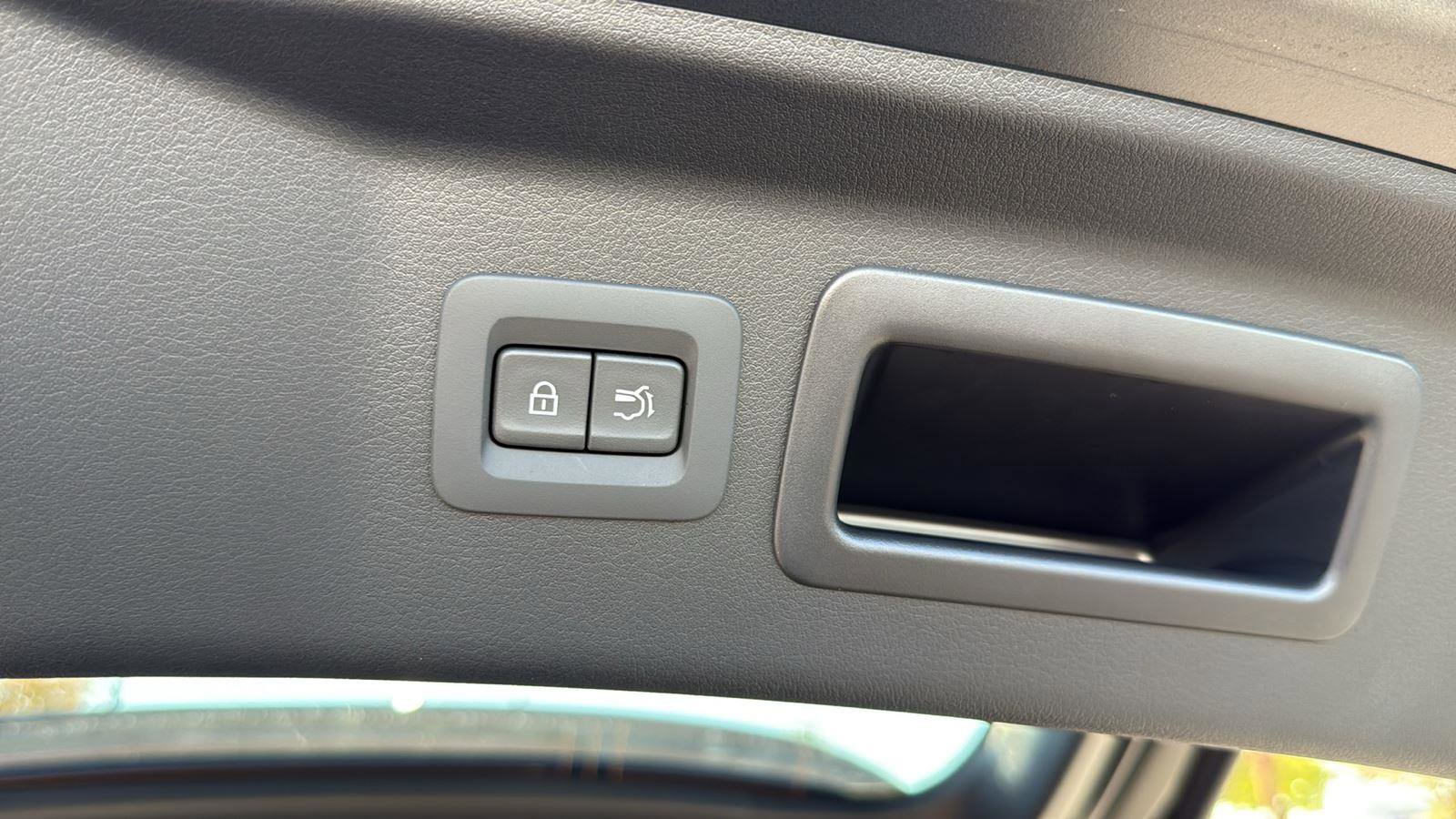 New 2026 MAZDA CX-90 Plug-In Hybrid w/ Preferred image 24