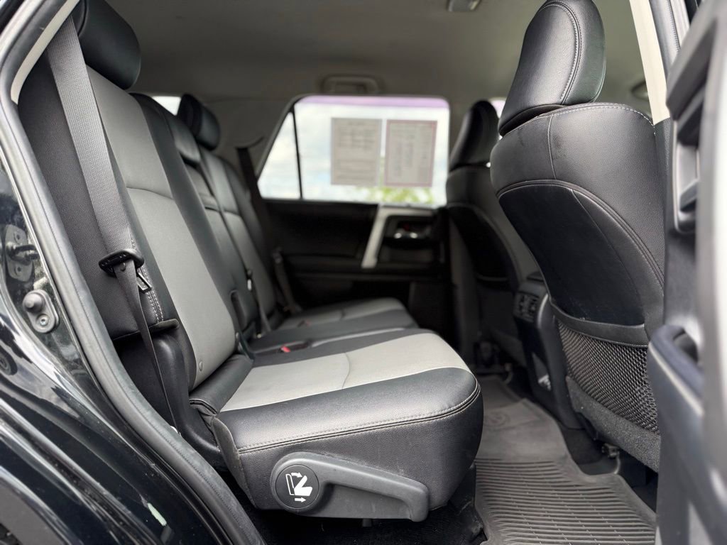 Certified 2022 Toyota 4Runner SR5 Premium AWD/4WD image 18