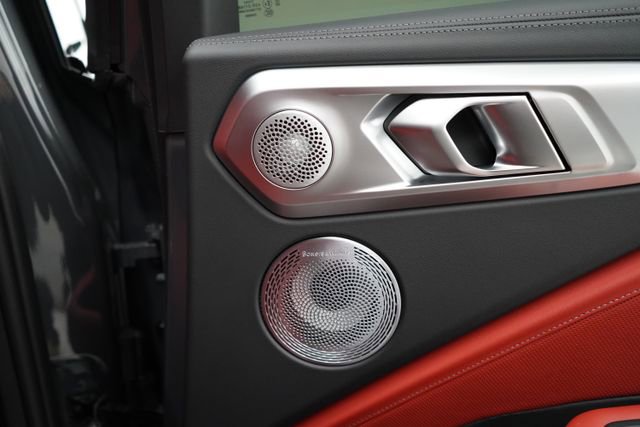 Used 2025 BMW XM image 59