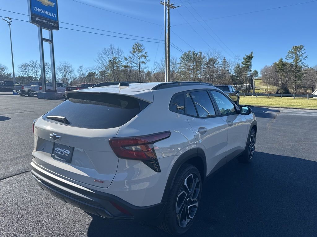 New 2026 Chevrolet Trax RS w/ Sunroof Package image 7