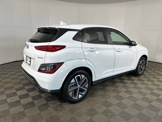 Used 2022 Hyundai Kona Limited image 3