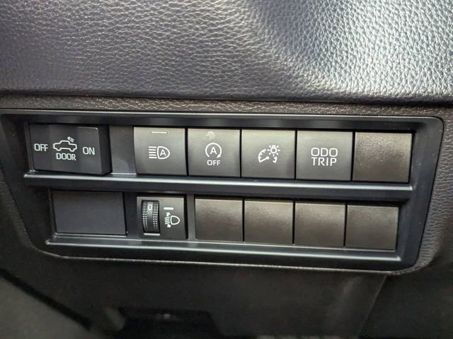 Used 2024 Toyota Tundra SR5 w/ SR5 Premium Package image 31