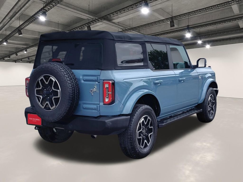 Used 2022 Ford Bronco Outer Banks AWD/4WD image 15