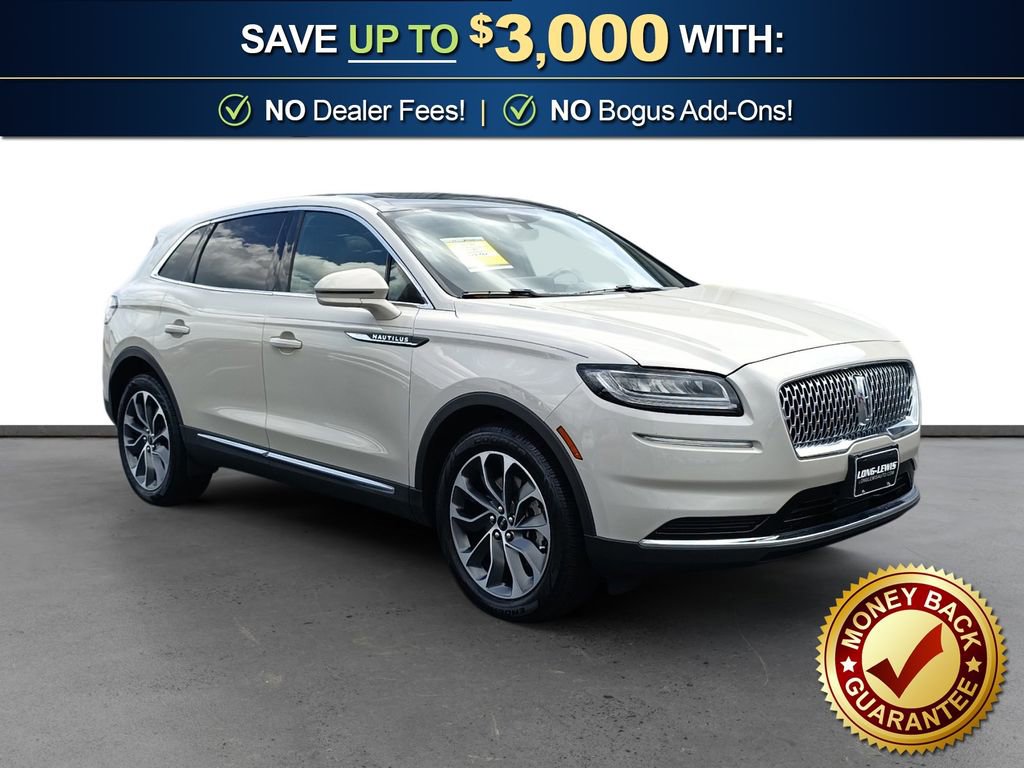 Used 2022 Lincoln Nautilus Reserve w/ Luxury Package image 10