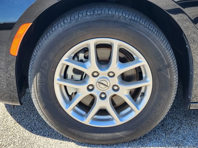 Used 2024 Chrysler Pacifica Touring-L FWD image 8