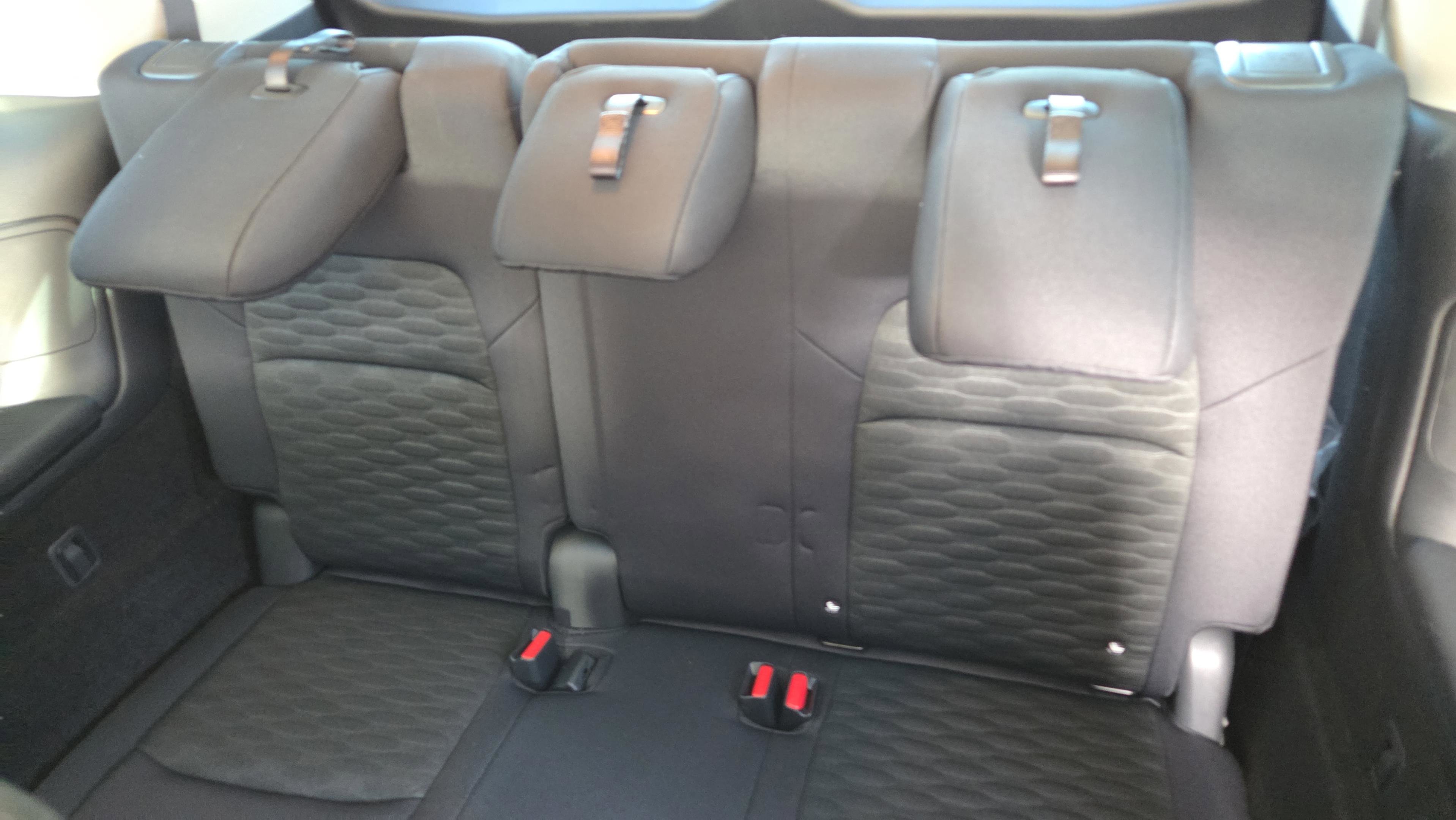 Certified 2025 Nissan Pathfinder SV image 13