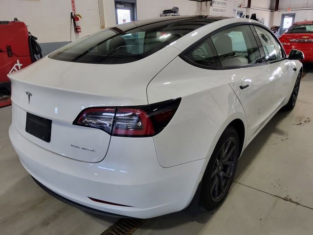 Used 2022 Tesla Model 3 Long Range AWD/4WD image 2