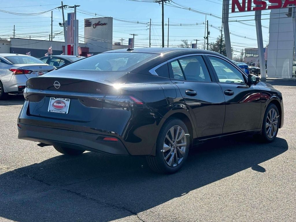 New 2026 Nissan Sentra SL w/ Floor Mat Package FWD image 5
