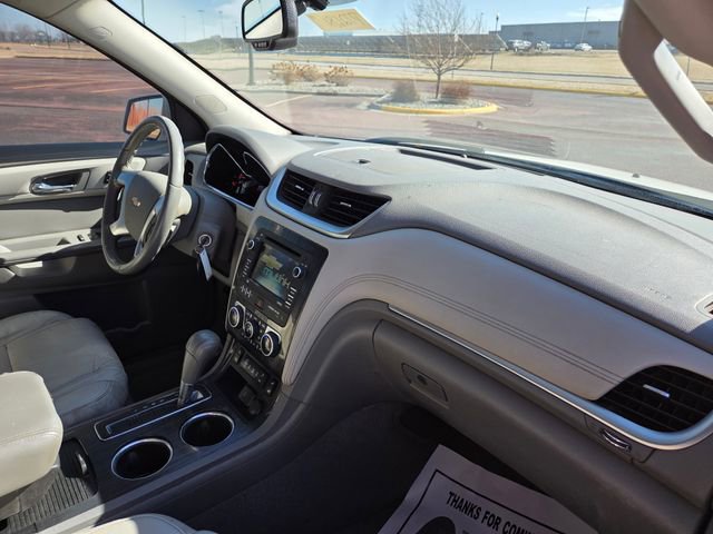 Used 2015 Chevrolet Traverse LT AWD/4WD image 31