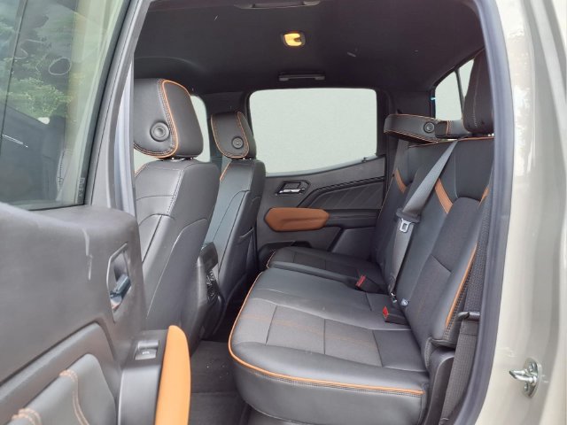 New 2026 GMC Canyon AT4 AWD/4WD image 12