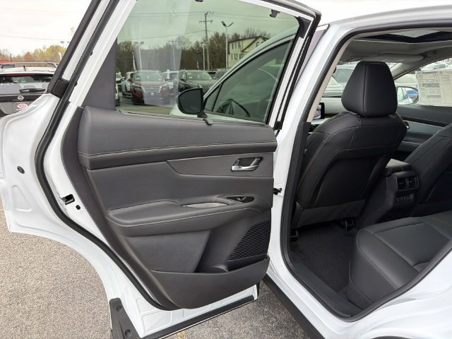 New 2026 Nissan Murano Platinum w/ Cargo Package AWD/4WD image 13