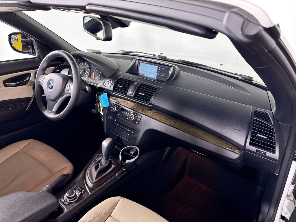 Used 2012 BMW 128i Convertible RWD image 12