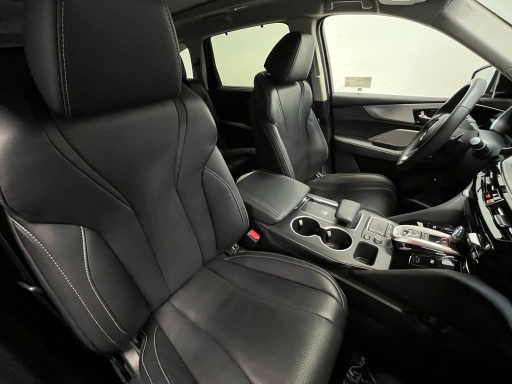 Used 2024 Acura MDX SH-AWD w/ Technology Package image 12