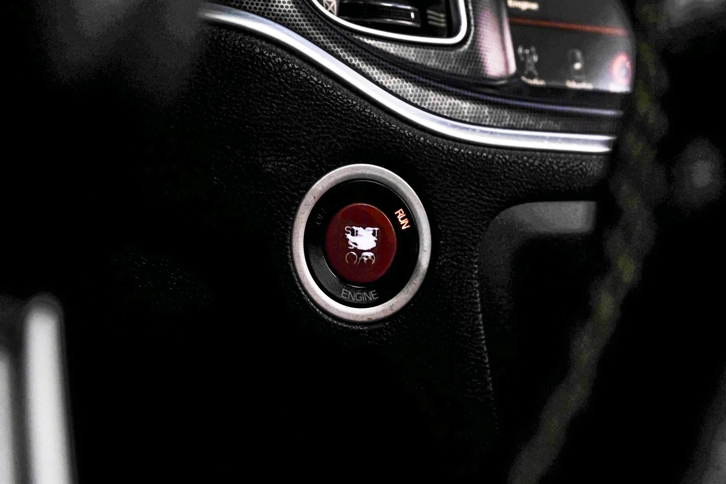 Used 2016 Dodge Charger SRT w/ Harman/Kardon Audio Group RWD image 26