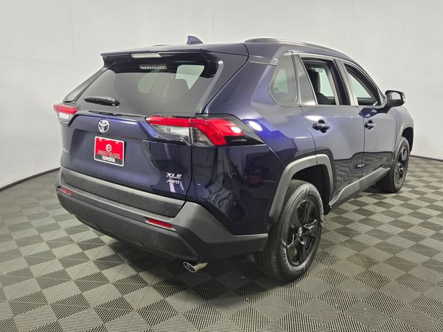 Used 2025 Toyota RAV4 XLE AWD/4WD image 6