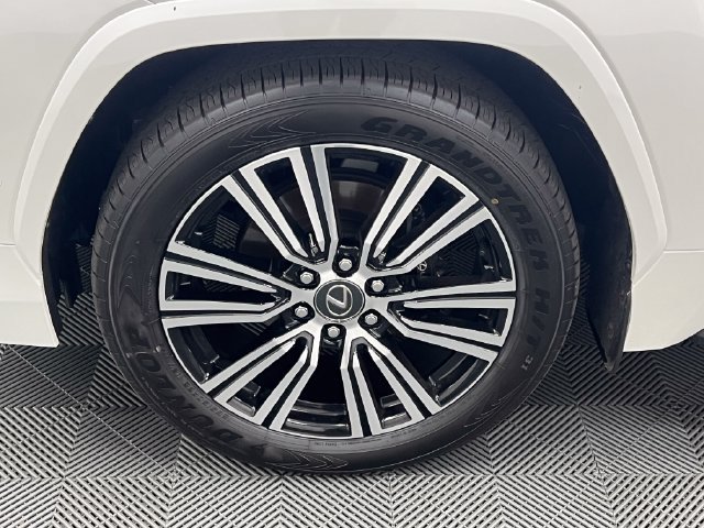 Certified 2026 Lexus LX 700h Luxury w/ Appearance Package AWD/4WD image 23