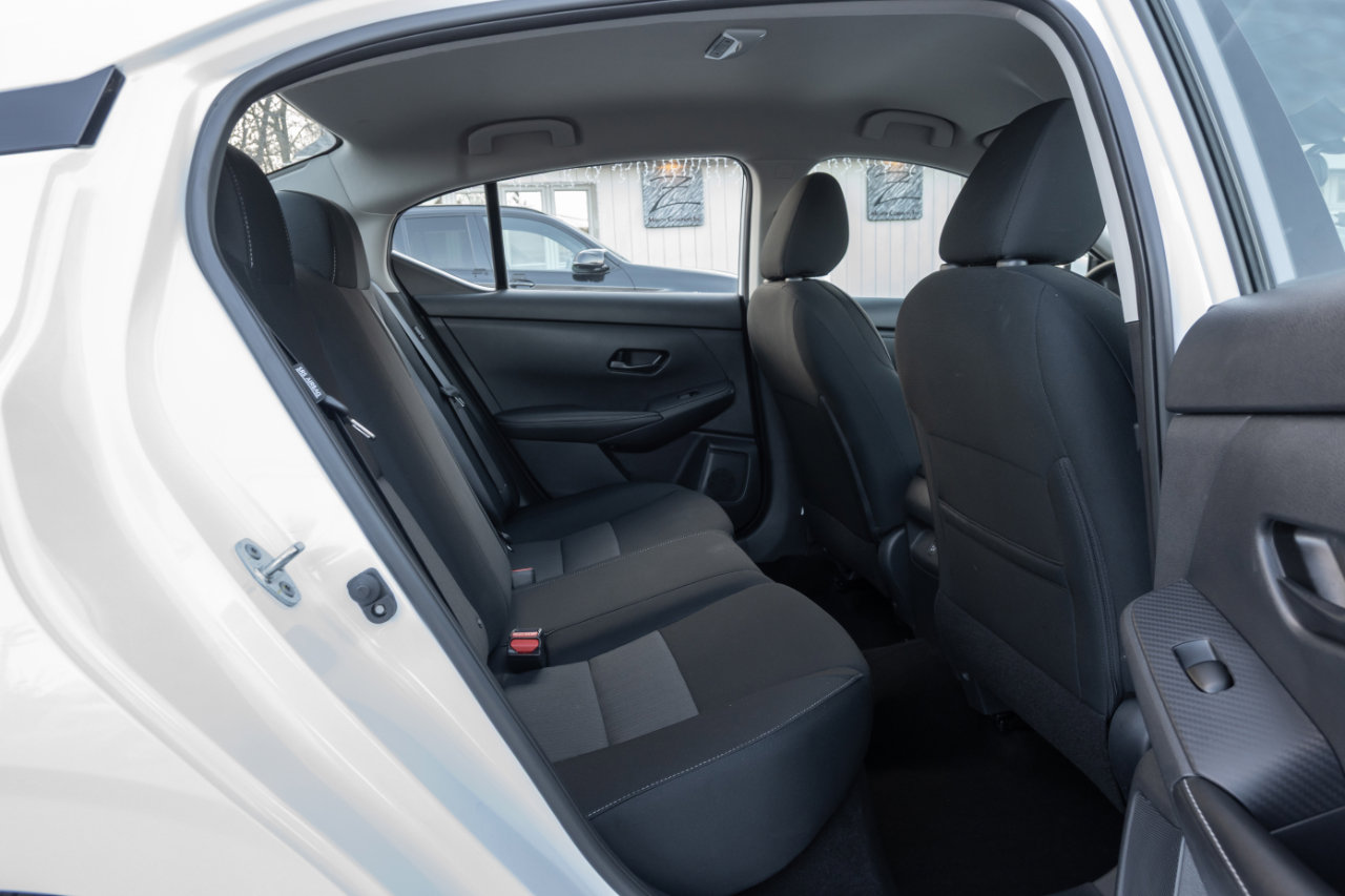 Used 2024 Nissan Sentra SV image 29