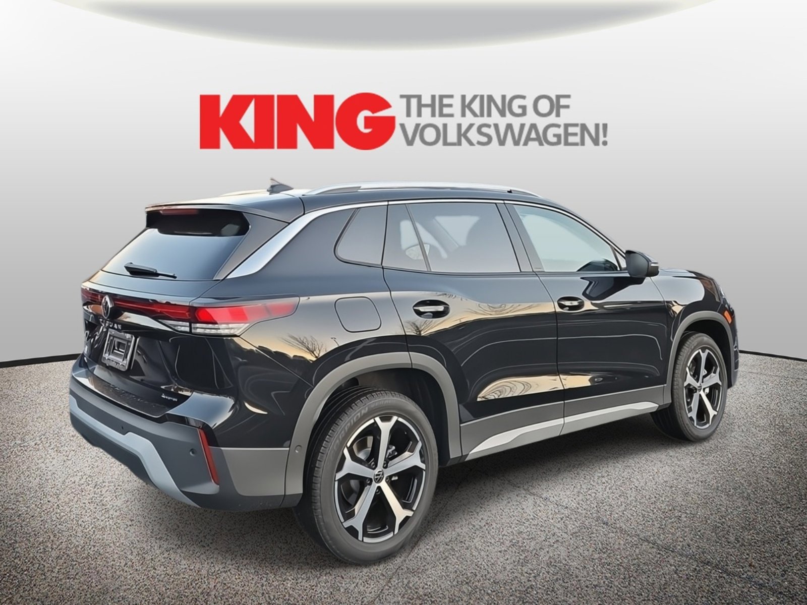 New 2026 Volkswagen Tiguan SE image 3