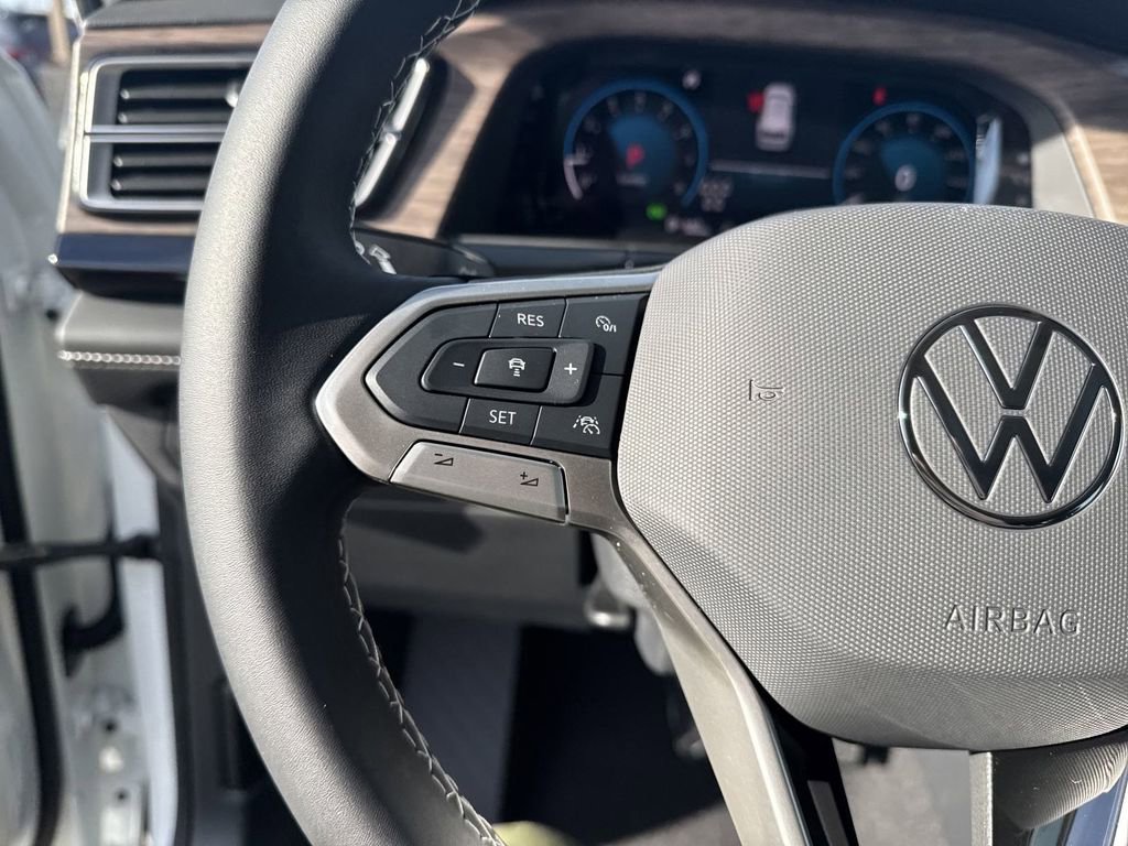 New 2025 Volkswagen Atlas SEL image 27